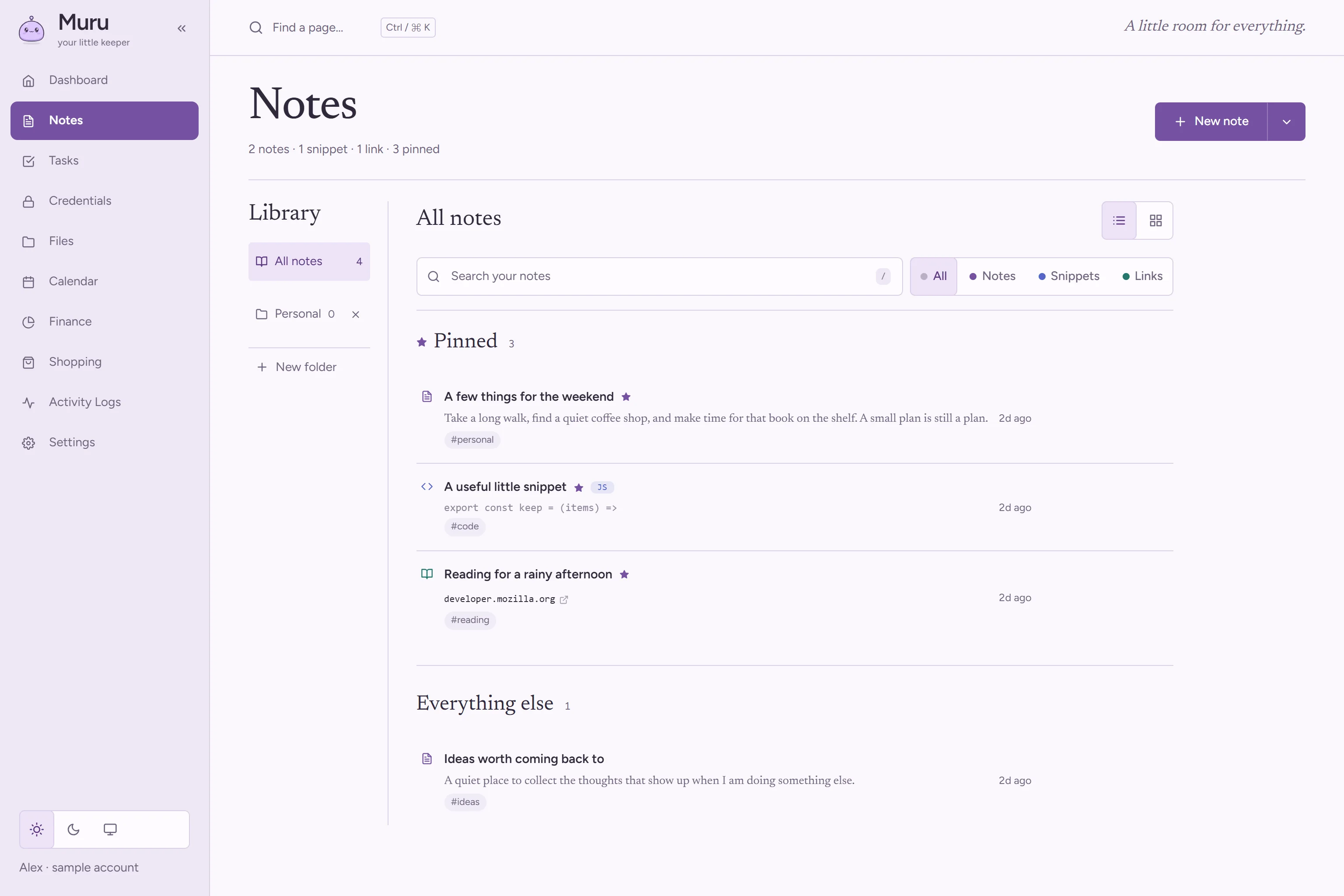 The Notes library with pinned cards for a note, a snippet and a link.